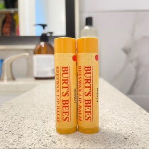【2/$15】Burt’s Bees Beewax Lip Balm Duo